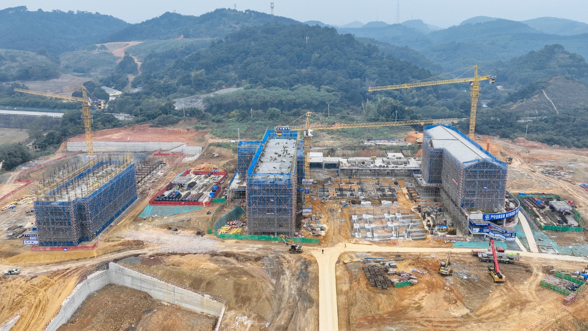 龍景六小、十二中_副本